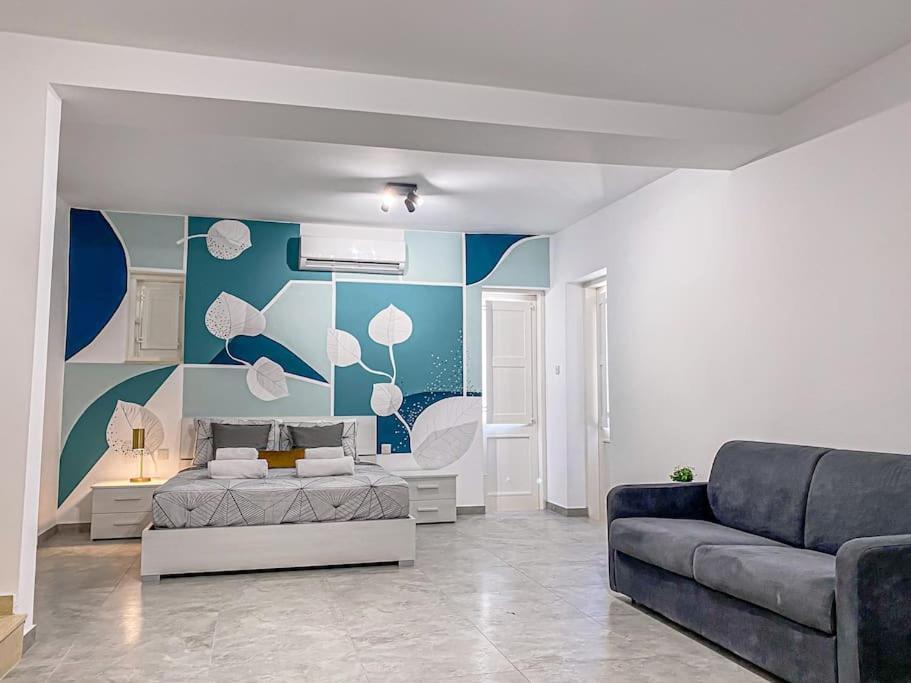 Designer Duplex Penthouse In Floriana Apartment Ngoại thất bức ảnh